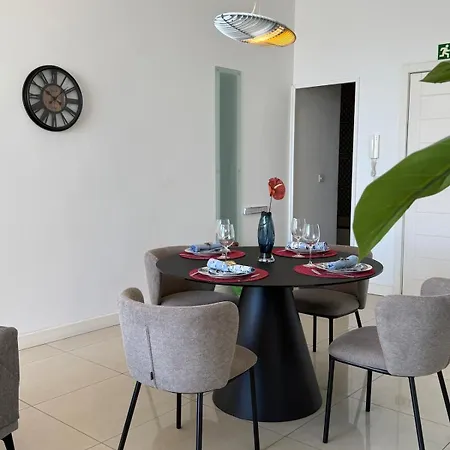 Bluefish Seaviews - Luxury *