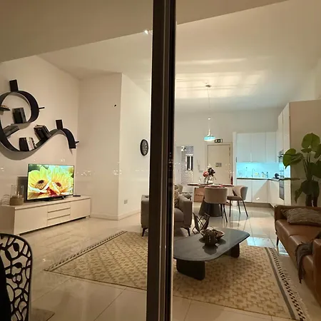 Bluefish Seaviews - Luxury *