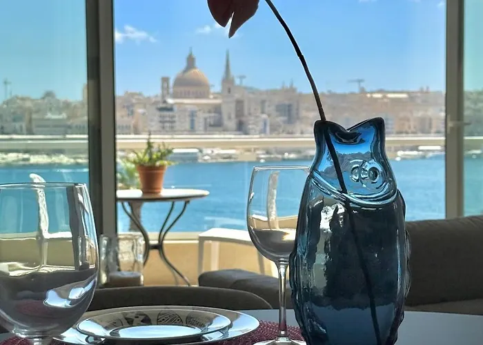 شقة Bluefish Seaviews - Luxury سليمة