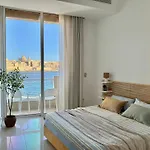 Bluefish Seaviews - Luxury Apartment *