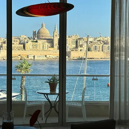 Bluefish Seaviews - Luxury Apartment Sliema